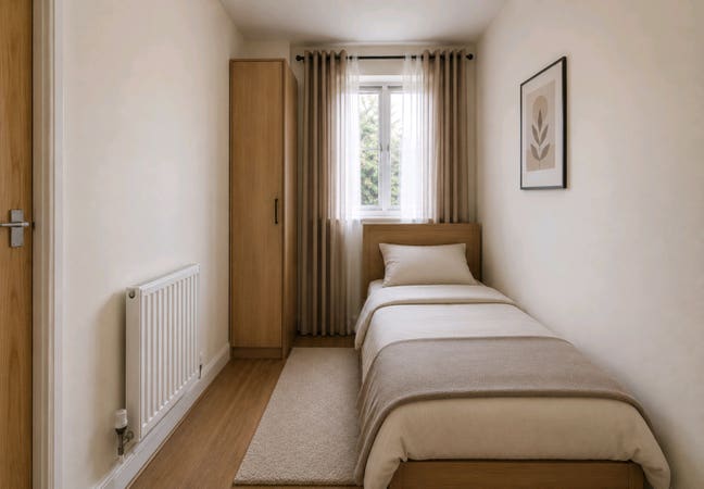 Shared House (Room to Rent), Dedicated Car Parking Main Photo
