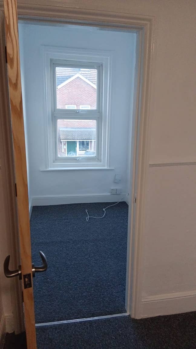 4 bed property Main Photo
