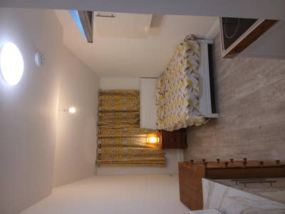 Self contained studio for rent off London Road Main Photo