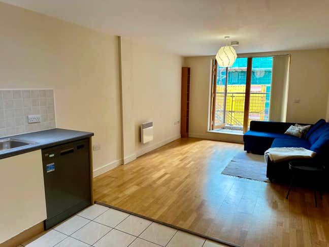 2 Bed Flexible Living Apartment  81.5m2 Main Photo