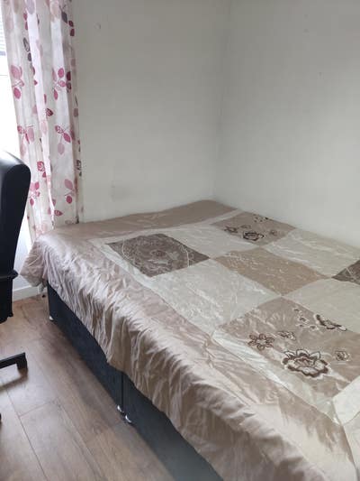 Room with own keys totally private to rent  Main Photo