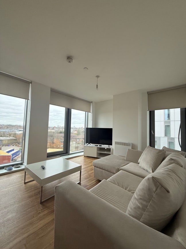 In-suite Room, All bills included Main Photo