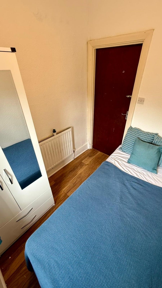 Cheapest Single Room Next to Lidlt, Available Now! Main Photo