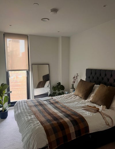Large double room  Main Photo