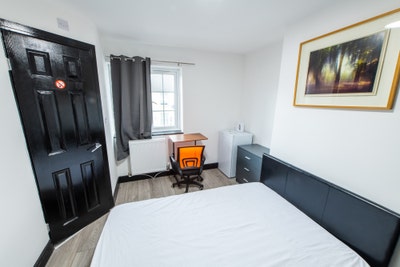 Luxurious Ensuite Double Room Main Photo