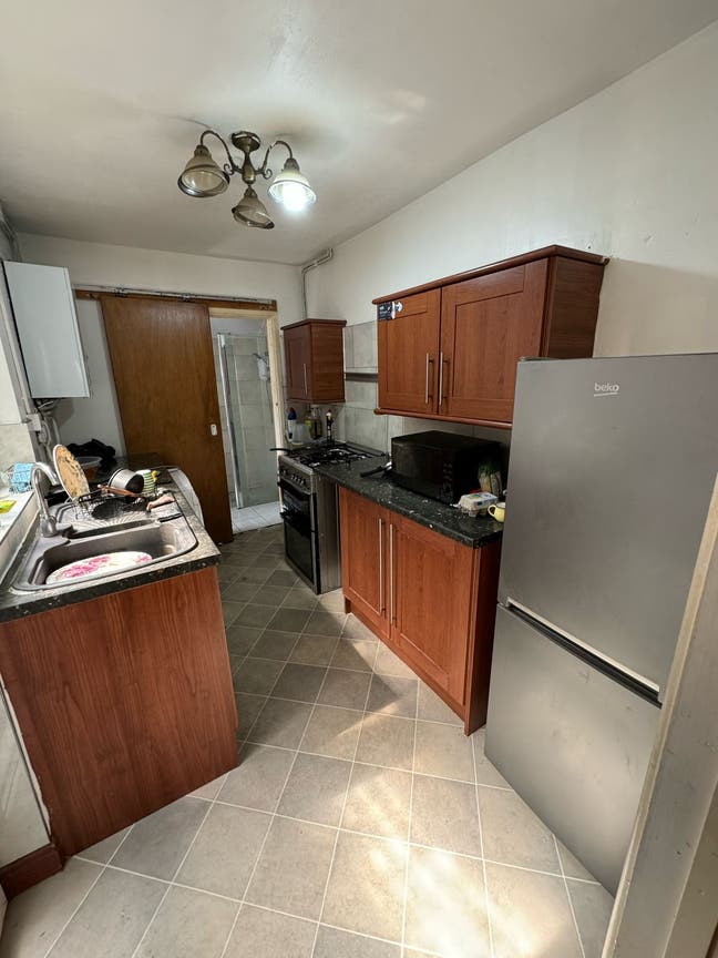 Private Room For Rent Near City Center and ARU Main Photo