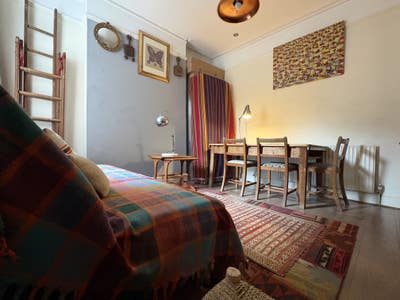 Spacious Single room  Main Photo