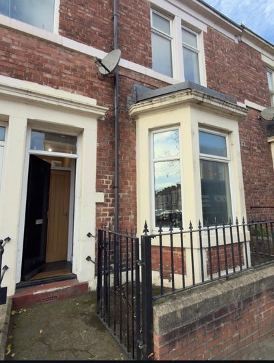 2 Bedroom Flat | Hartington Street | Furnished Main Photo