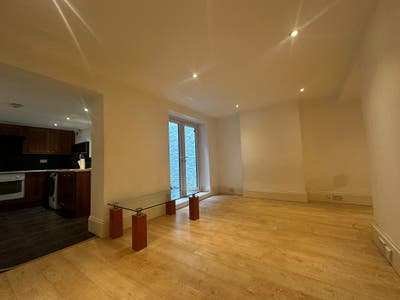 1 Bedroom Garden Flat to Let – Eversholt Street Main Photo