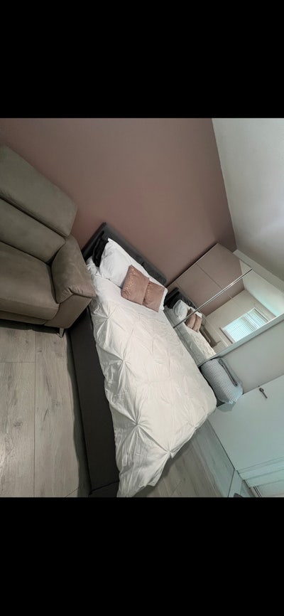 1 bedroom flat Main Photo