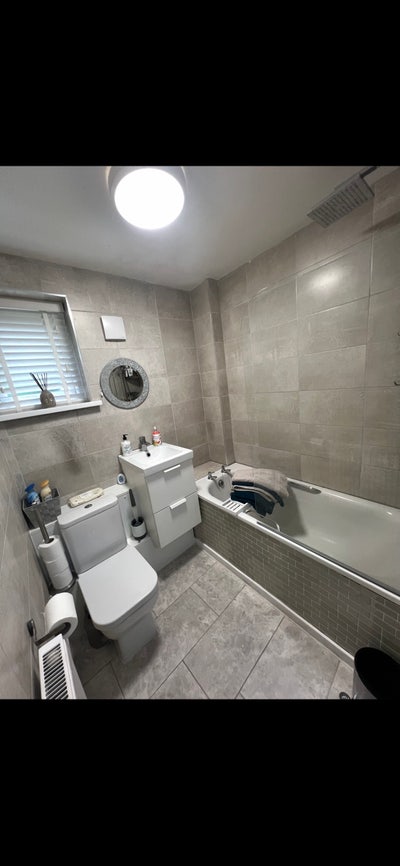1 bedroom flat Main Photo