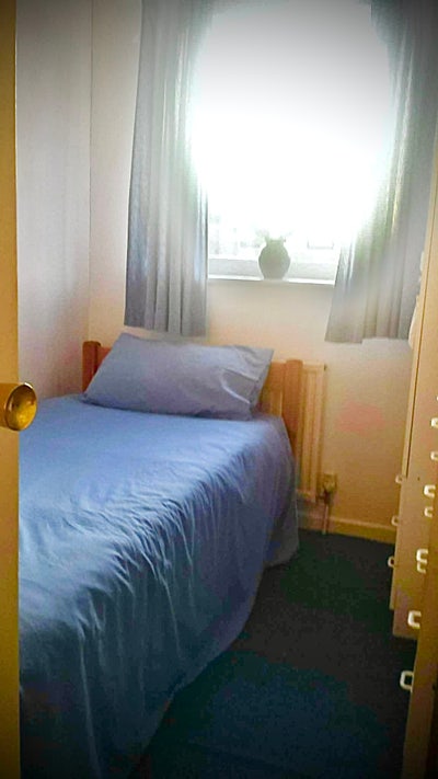 Single room available. Main Photo