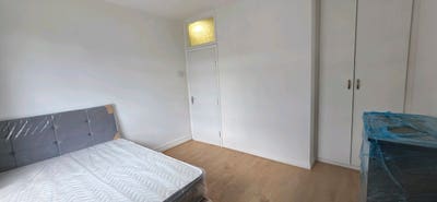 Two Double Rooms In a New flat Near Westfield W12  Main Photo