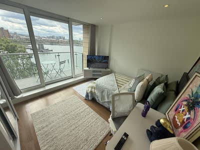 🌆Brand new Modern Balcony Room available | ALL IN Main Photo