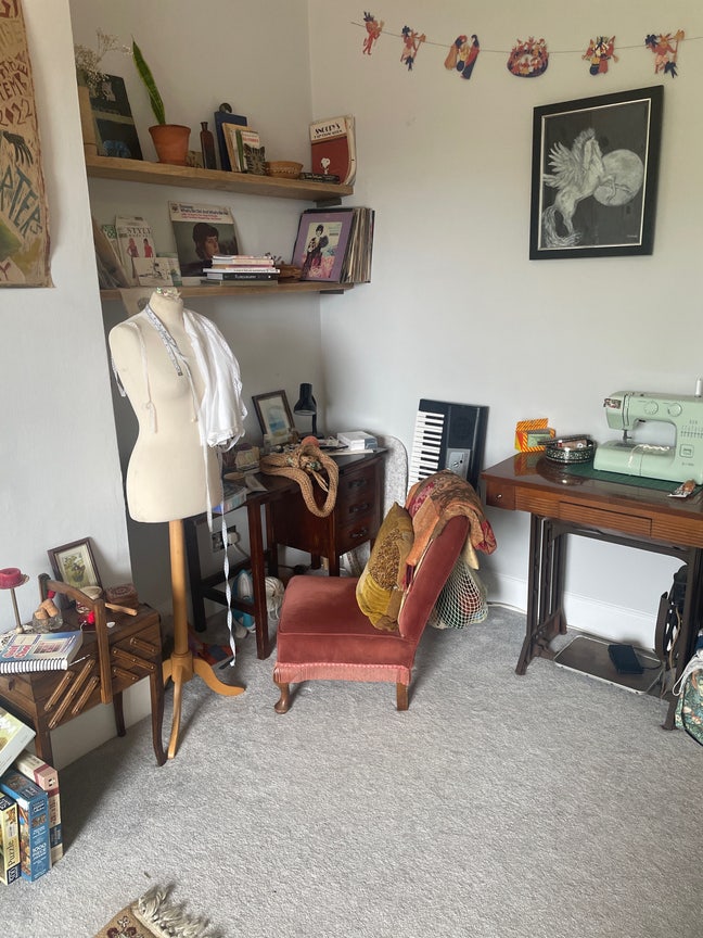 Room Available in 2 Bed Flat · Hove ✿  Main Photo