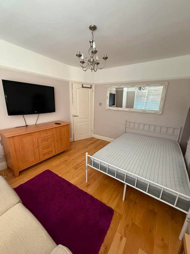 Spacious Double Room in Isleworth - &pound;800 pcm Main Photo