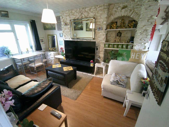 Reduced to &pound;600pcm until July - &pound;750pcm thereafter Main Photo