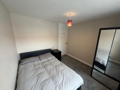 Medium sized double room available in Swarcliffe  Main Photo