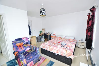 2 Double Rooms to Rent- Blade Road- All Bills Inc Main Photo