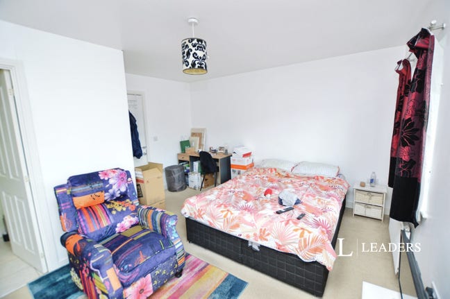 2 Double Rooms to Rent- Blade Road- All Bills Inc Main Photo
