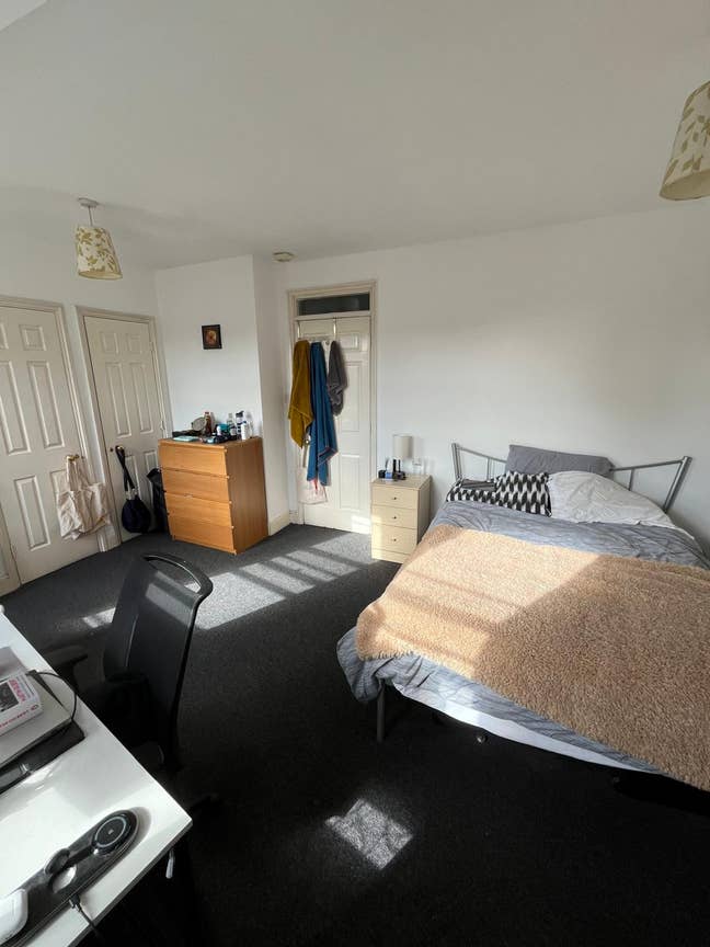 Large Double room with balcony - Angel Main Photo