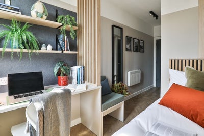 Ensuite Student Room in City Center  Main Photo