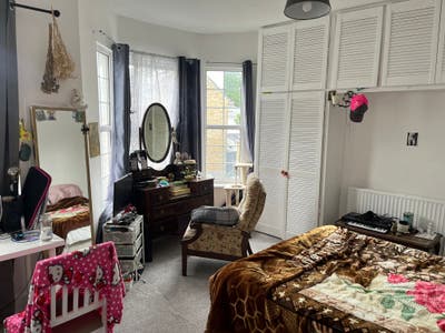 Bedroom in Peckham Main Photo
