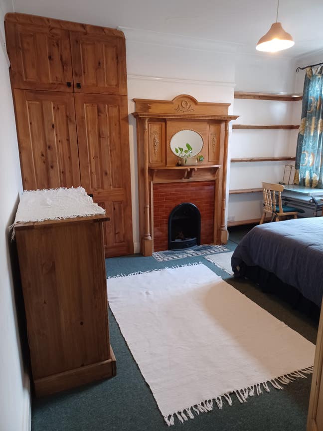 Huge dbl room (Leytonstone tube) &pound;760 pcm bill inc Main Photo