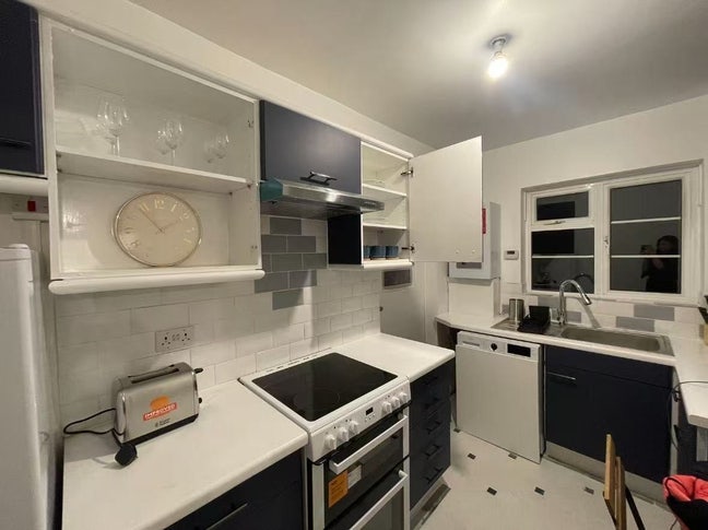 Double room to rent - Chiswick  Main Photo