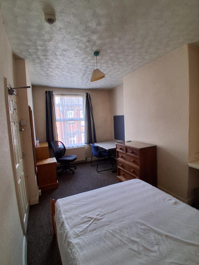 All inc postgrad student house close to Uni Main Photo