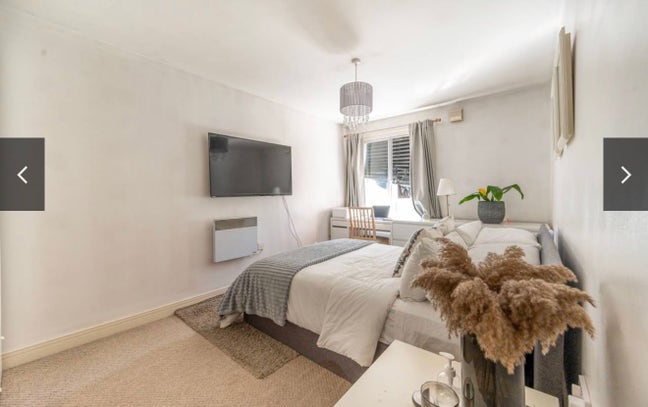 Room for Rent in Stratford – Available 30th May Main Photo