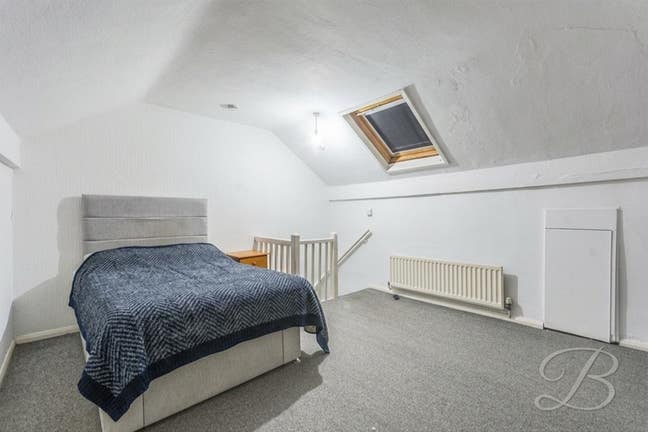 Double Room In Mansfield Centre available Main Photo