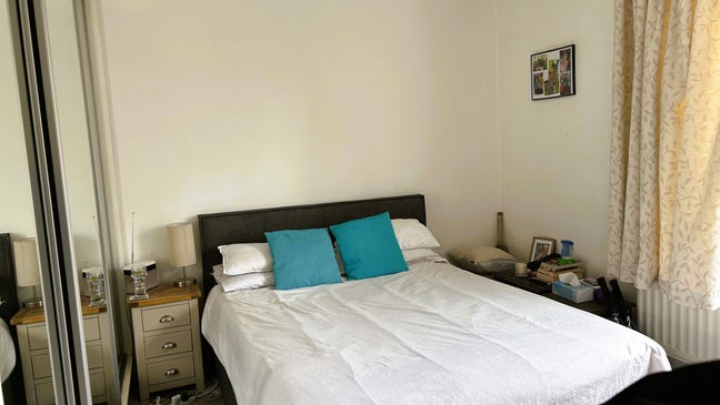 Large Double in Wandsworth Town Main Photo