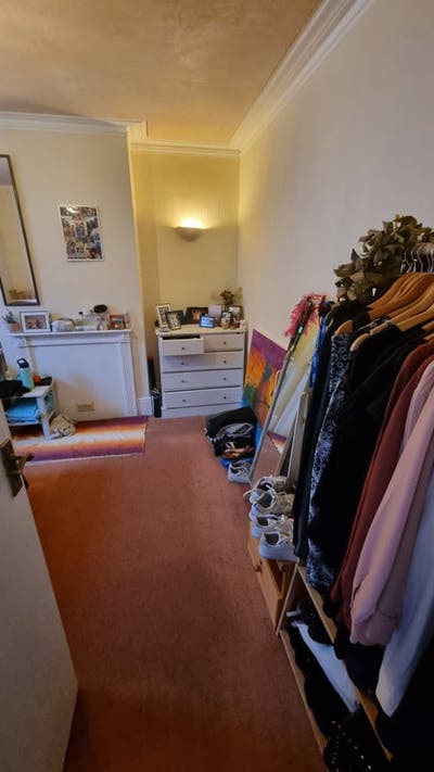 Spacious double room available from July. Main Photo