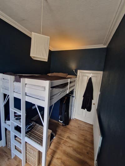 Single bedroom located in Dalry, Edinburgh. Main Photo