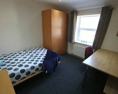 Tenancy takeover-urgent.  Main Photo