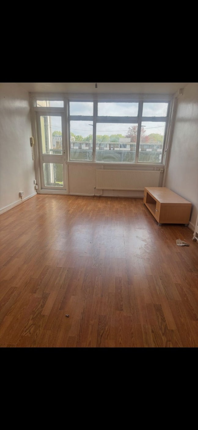 🏡 2 Bed Flat Available | E1 4HH | 1st Floor Main Photo