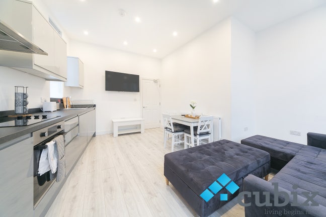 2 bed 2 bath between elephant and Kennington Main Photo
