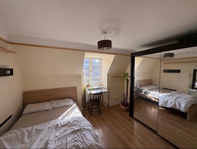 Available to Move in This Week - Males Only  Main Photo