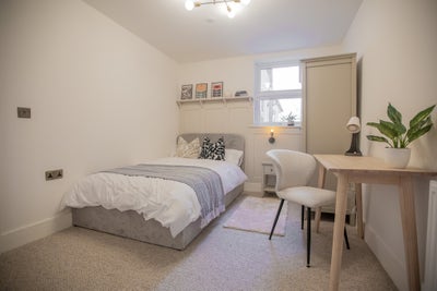 🚨 Last Room Available – Luxury En-Suite Room  Main Photo