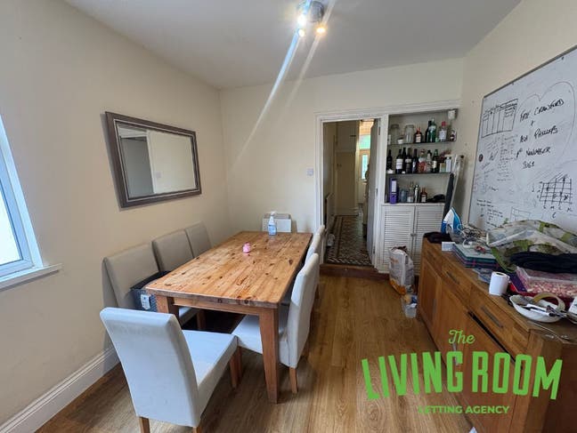 Friendly House Share - close to Roath Park  Main Photo