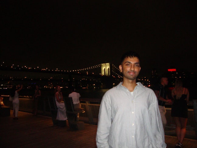 Seeking flat share in centre Main Photo