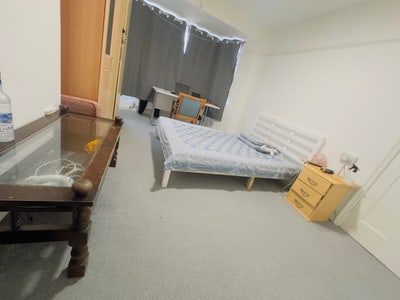 Room Available in Kingsbury  Main Photo