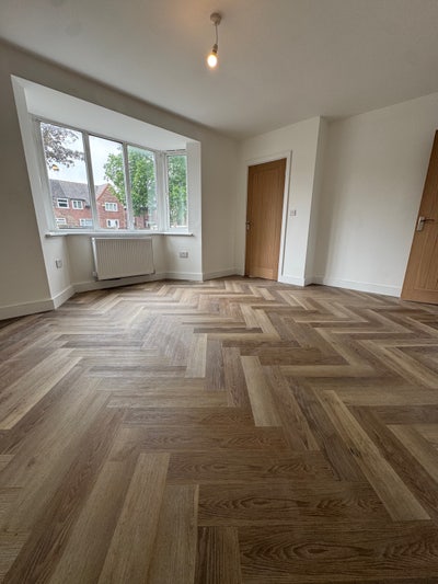 Brand newly refurbished 3 bed semi detached house Main Photo