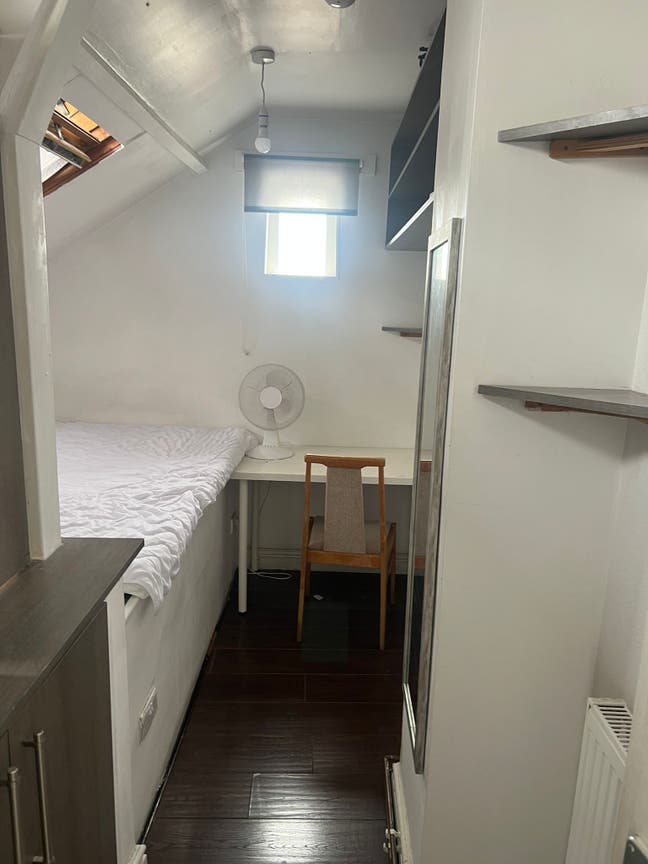 Room Available to Rent over the summer  Main Photo