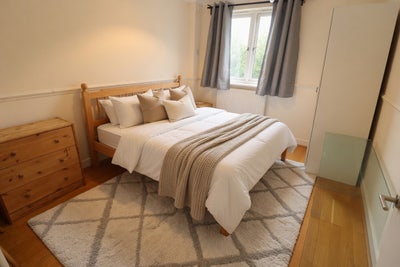 Stunning Rooms! Riverside House+Garden and Lounge Main Photo