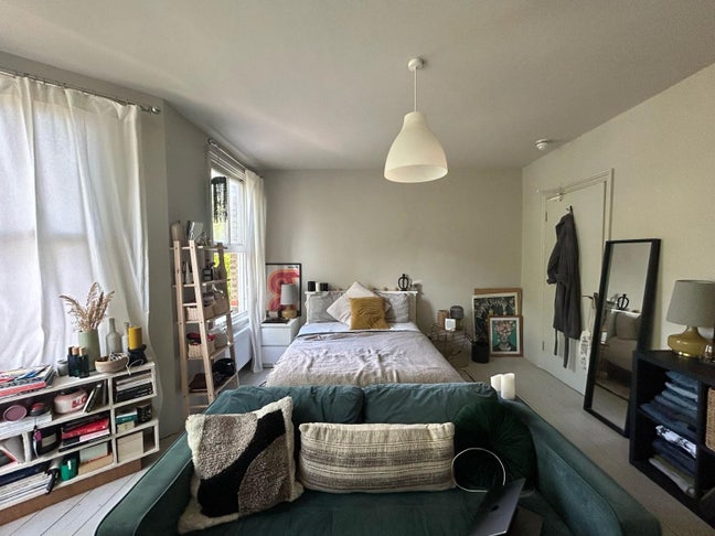 Large Bright Double Room - Telegraph Hill Main Photo