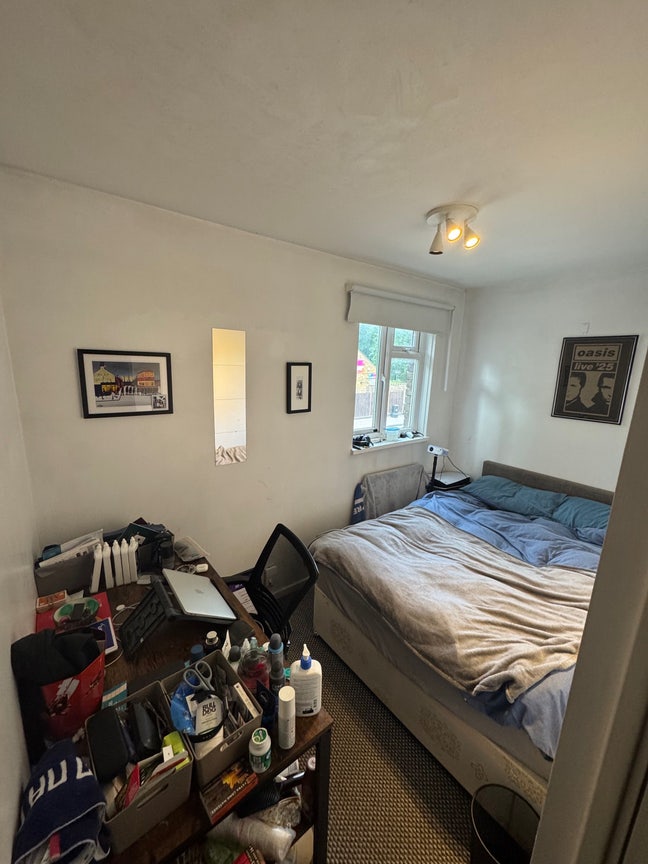 Room in prime East london location - Columbia Road Main Photo