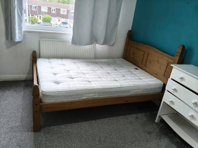 Double room for rent,couple or single person  Main Photo
