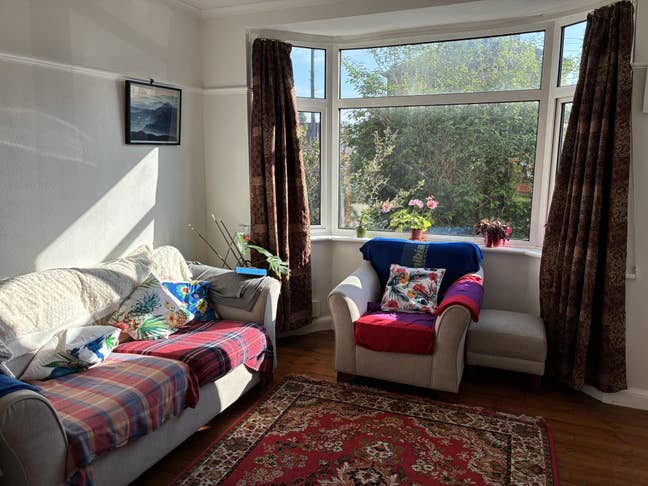 Flexible summer stay in quiet central Lboro home Main Photo